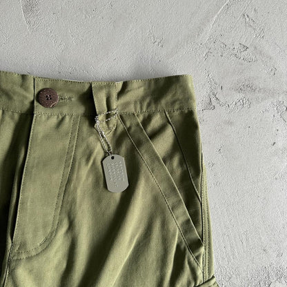 Slant pocket military green Bottoms