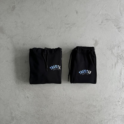 arch fade tracksuit-black