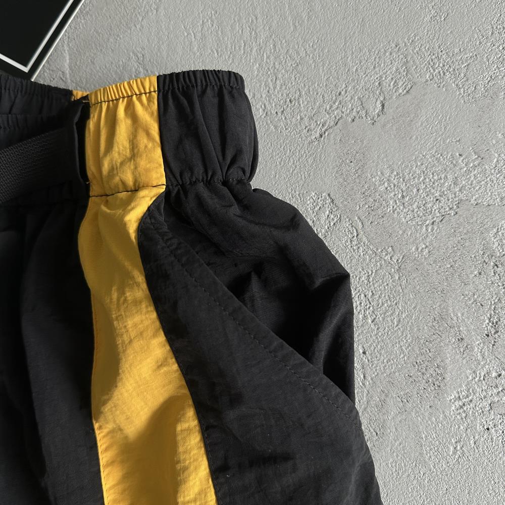 Alcatraz Sun & Rain Shorts-Black & Yellow