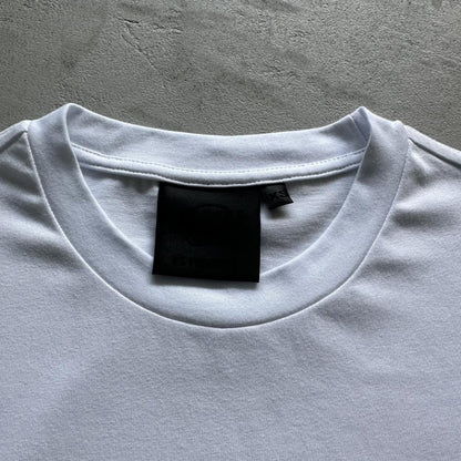 pill tee -white