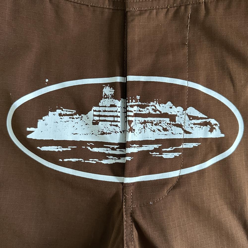 brown white with logo cargo