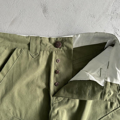 Slant pocket military green Bottoms