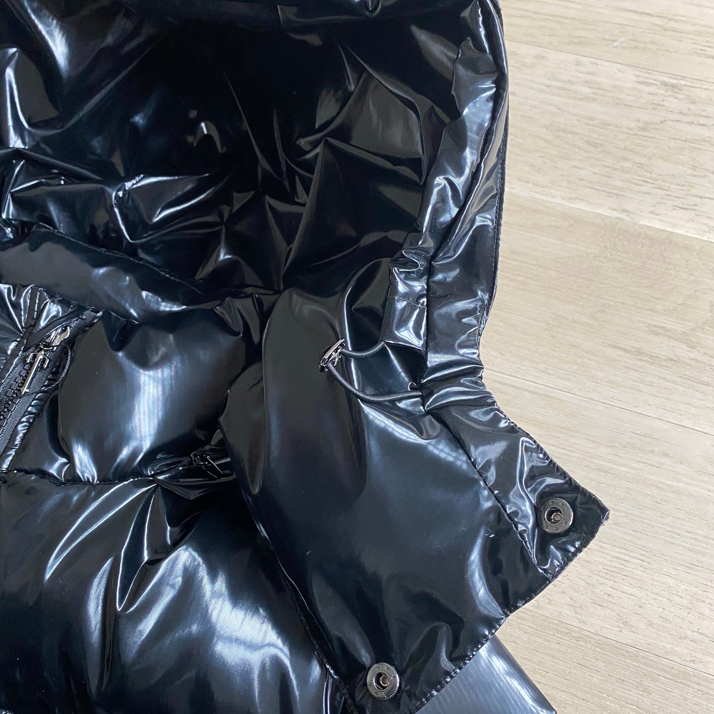 Shiny Black Irongate Jacket Detachable Hood